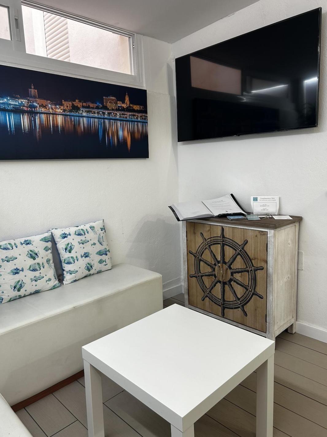 Wonderstays Apartamentos Maribel Malaga Ngoại thất bức ảnh