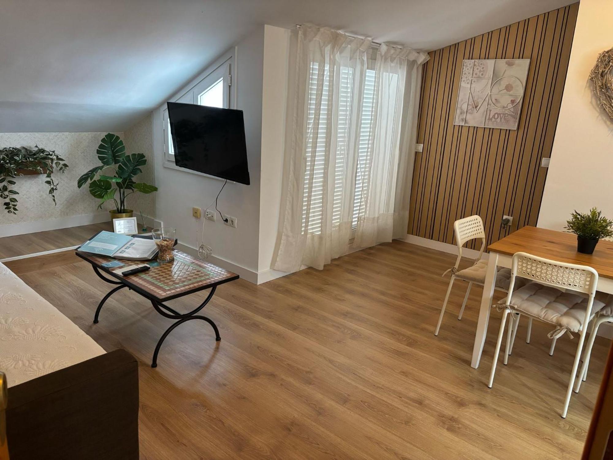 Wonderstays Apartamentos Maribel Malaga Ngoại thất bức ảnh