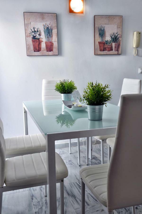 Wonderstays Apartamentos Maribel Malaga Ngoại thất bức ảnh